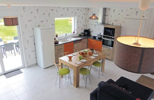 Brain-sur-Allonnes House | 80 m² House ∙ 3 bedrooms ∙ 6 guests