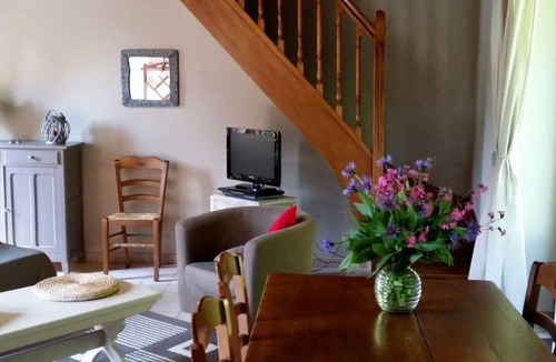 Romery House | 80 m² House ∙ 2 bedrooms ∙ 5 guests