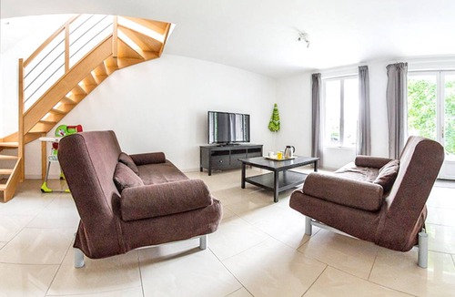 Monthenault House | 80 m² House ∙ 3 bedrooms ∙ 10 guests