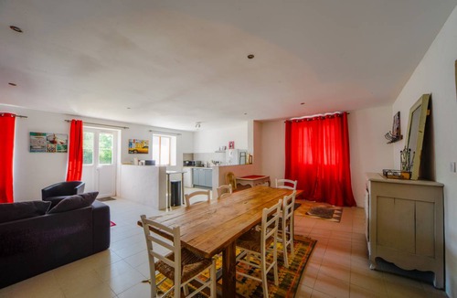 Sainte-Solange House | 80 m² House ∙ 2 bedrooms ∙ 4 guests