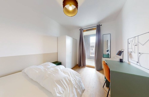 La Courneuve Resort | 80 m² Private room ∙ 1 bedroom ∙ 2 guests