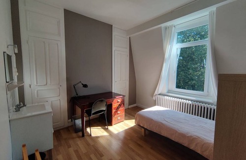 Mons-en-Baroeul Resort | 80 m² Private room ∙ 1 bedroom ∙ 6 guests