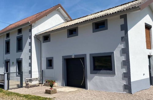 Plombieres-les-Bains Cottage | 82 m² Cabin ∙ 3 bedrooms ∙ 5 guests