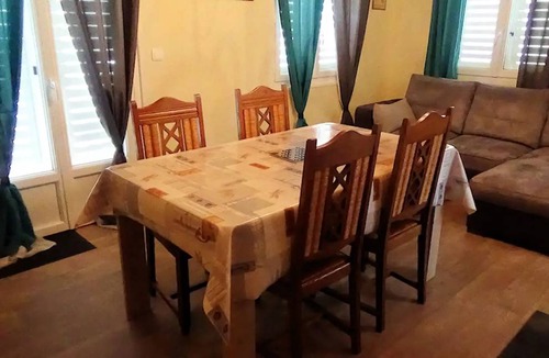 Saint-Riquier-es-Plains House | 85 m² House ∙ 3 bedrooms ∙ 5 guests