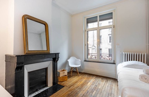 Poincare - Foch - Anatole France - Croix de Bourgogne Apartment | 85 m² Apartment ∙ 3 bedrooms ∙ 5 guests
