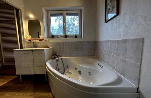 Cernay Apartment | 85 m² Apartment ∙ 4 bedrooms ∙ 9 guests