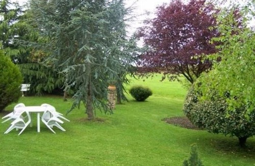 Moulins-le-Carbonnel Cottage | 85 m² Cabin ∙ 2 bedrooms ∙ 6 guests