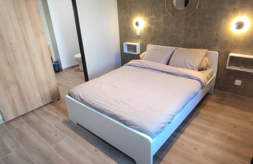 Rocroi House | 85 m² Gîte ∙ 2 bedrooms ∙ 4 guests