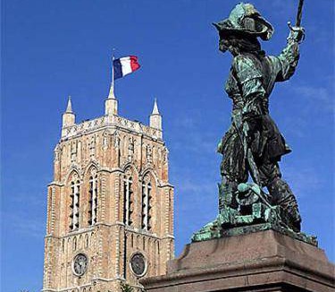 Dunkerque Centre Apartment | 90 m² Apartment ∙ 3 bedrooms ∙ 6 guests
