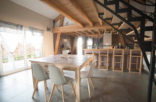 Hasnon Cottage | 90 m² Cabin ∙ 3 bedrooms ∙ 6 guests