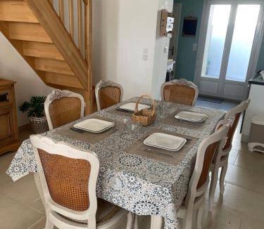 Saint-Martin-Boulogne House | 90 m² House ∙ 2 bedrooms ∙ 4 guests