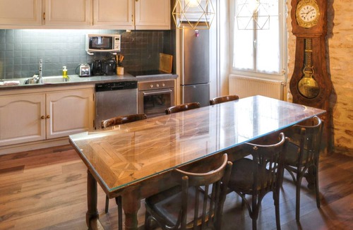 Montlognon House | 90 m² House ∙ 2 bedrooms ∙ 5 guests