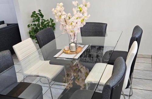 Beauvais House | 90 m² House ∙ 2 bedrooms ∙ 8 guests