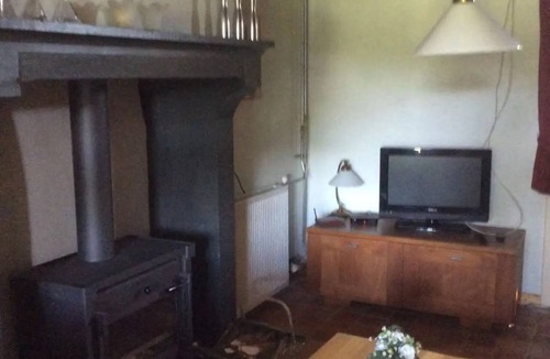 Arleuf House | 90 m² House ∙ 2 bedrooms ∙ 5 guests