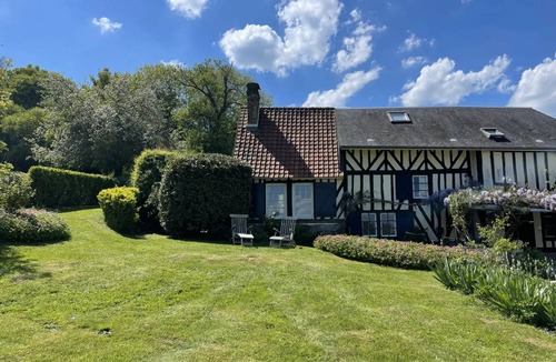 Les Champeaux House | 90 m² House ∙ 2 bedrooms ∙ 4 guests