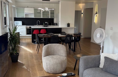 Petite-France Apartment | 90m2 Hyper Centre