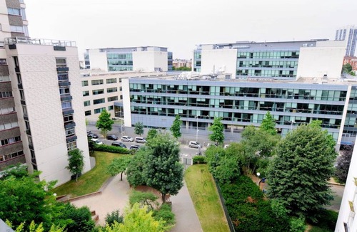 Bagnolet Resort | 92 m² Private room ∙ 1 bedroom ∙ 1 guest