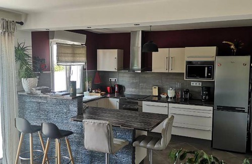 Saint-Martin-Boulogne Apartment | 95 m² Apartment ∙ 2 bedrooms ∙ 4 guests