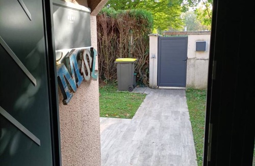 Roissy-en-Brie House | 95 m² House ∙ 3 bedrooms ∙ 6 guests