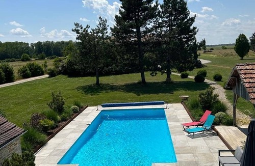Meursanges Cottage | 97 m² Cabin ∙ 2 bedrooms ∙ 5 guests