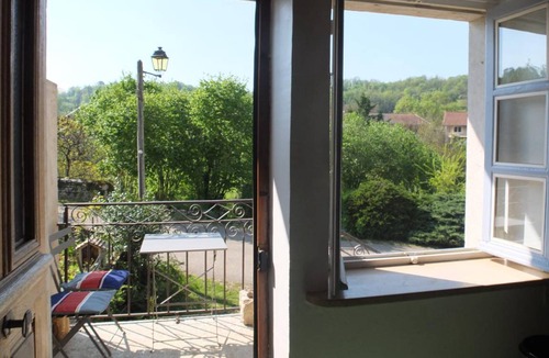 Hautecourt-Romaneche House | 97 m² Gîte ∙ 2 bedrooms ∙ 5 guests