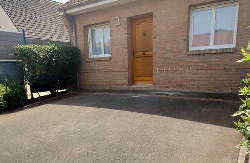 Beaurains Apartment | 98 m² Apartment ∙ 3 bedrooms ∙ 8 guests