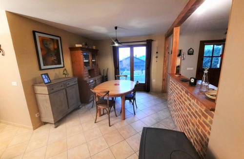 Rocroi House | 98 m² Gîte ∙ 3 bedrooms ∙ 6 guests