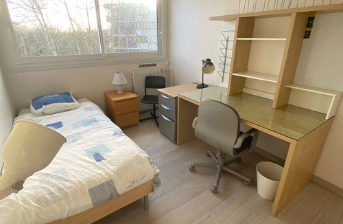Cergy Apartment | A 10mn Centre Préparation JO Kayak, Appartement Idéal Pour Famille 4 Personnes
