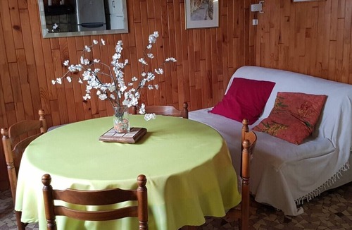 Auvers-sur-Oise Apartment | A 2 Pas du Château in the wake of Van Gogh