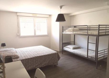 Mareuil-le-Port Apartment | A bon port