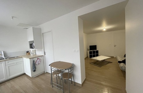 Bellegarde-du-Loiret Apartment | A l'apparte in Bellegarde centre Loiret