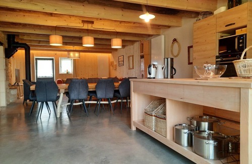 Bulson Apartment | A warm Ardennes gîte and a beautiful large garden just for you!