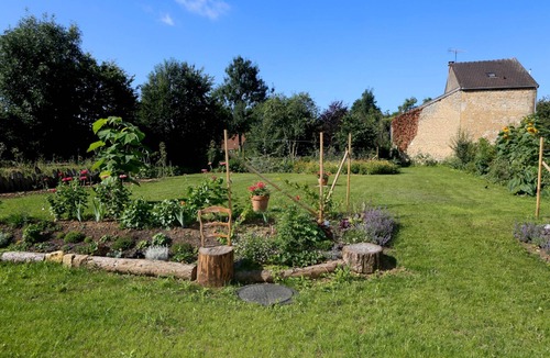 Bulson Apartment | A warm Ardennes gîte and a beautiful large garden just for you!