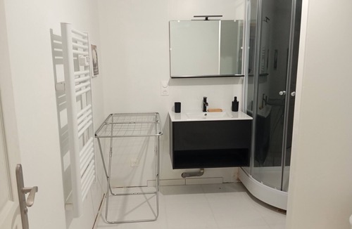 Saint-Pierre-es-Champs Apartment | Accommodation in the countryside: hiking, walking and fishing!