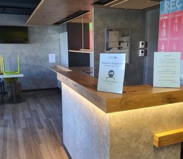 Saint-Francois d'Assise Hotel | Accueil Hotel Besançon