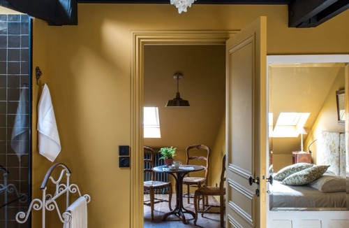 Dieppe Apartment | Albertine-Apartment-Ensuite with Shower