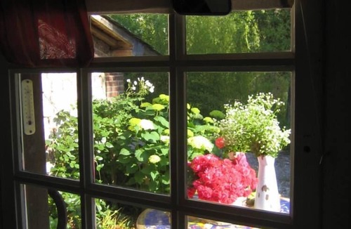 Morville-sur-Andelle House | Ancient Normanbarn with piano peacefully situated on the river Andelle