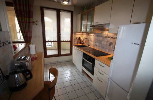 Maisons-Laffitte Apartment | Apart. 67 m2, air-conditioned, certified 4-star, standing residence/town center.