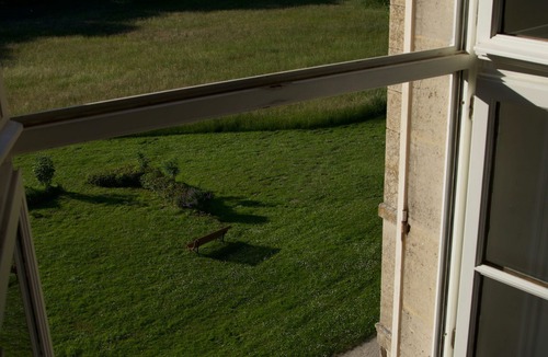 Guigneville-sur-Essonne Apartment | Apartment in a Castle