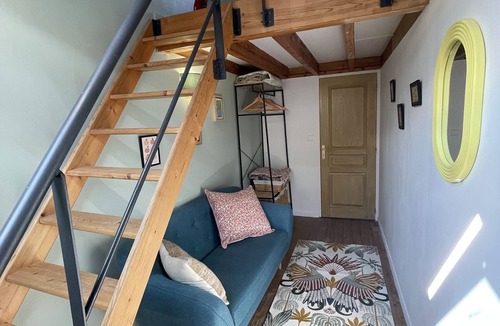 Villers-Cotterets Apartment | Apartment 100 M2 hypercentre 1 minute from Cité Internationale!