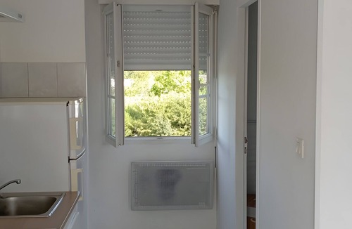 Beauvais Apartment | Apartment 'Duplex 40 M2 Centre Ville' with Wi-Fi