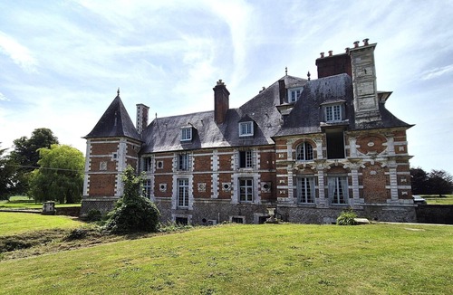 Nointot Apartment | Apartment in Normandy near Seine River