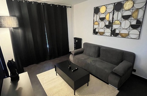 Limoges Apartment | Apartment Lounge/proche CHU
