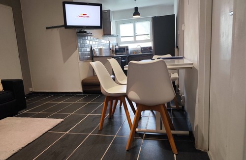 Noisy-le-Grand Apartment | Apartment near Bry-sur-Marne RER station 30 mn from Disney and Paris