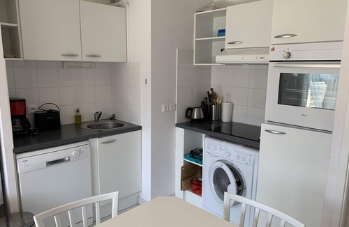 Fort-Mahon-Plage Apartment | Apartment near beach with parking and balcony