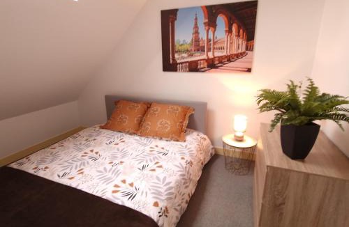 Evreux Apartment | App 4 - T3 Calme et Spacieux Hyper Centre 5 min gare