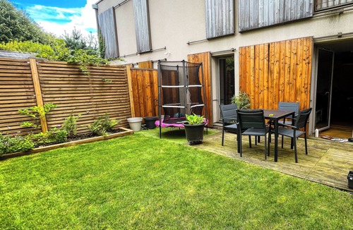 Sainte-Genevieve-des-Bois Apartment | Appartement Cosy Haven Sgdb