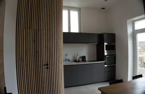La Ferte-sous-Jouarre Apartment | Appart avec terrace proche Disney, Paris & Reims