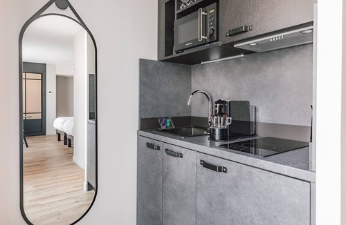 Bercy Hotel | Appart'City Collection Paris Gare de Lyon