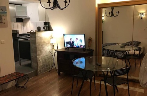 Romilly-sur-Seine Apartment | Appart Sofia - Se loger à 1h de Disneyland Paris en famille